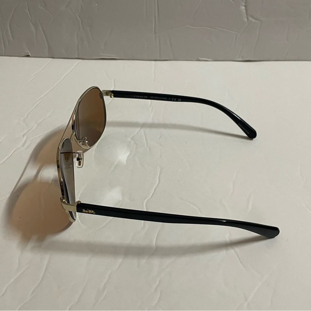 Coach Aviator Style Light Gold Sunglasses Brown Lenses with Turquoise Case - Picture 3 of 11